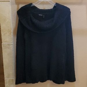 Daisy Fuentes Sweater